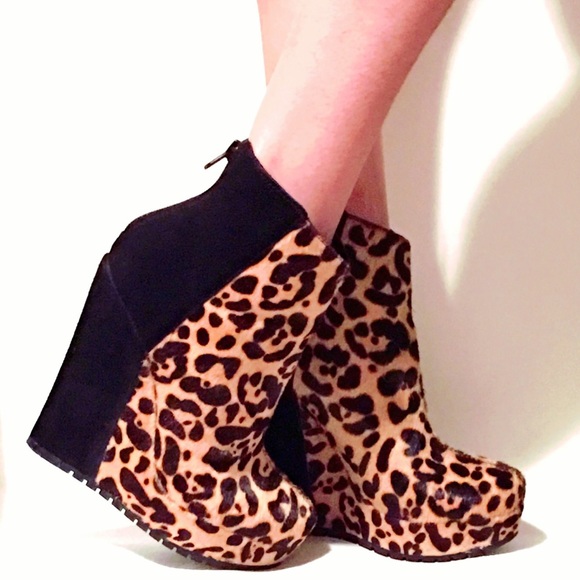 Kelsi Dagger Brooklyn Huette Lprd Pony Hair Wedges - Picture 3 of 6